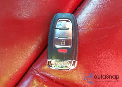 2011 Audi S5 4.2 Premium Plus from USA, damaged, VIN WAUVVAFRXBA037425